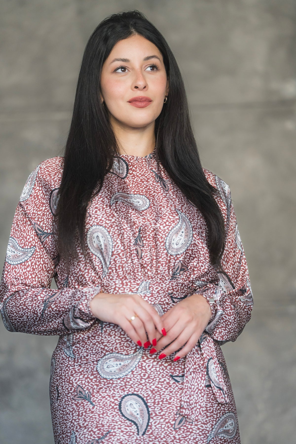 Warm Rose Paisley Print Satin Tiered Midi Dress