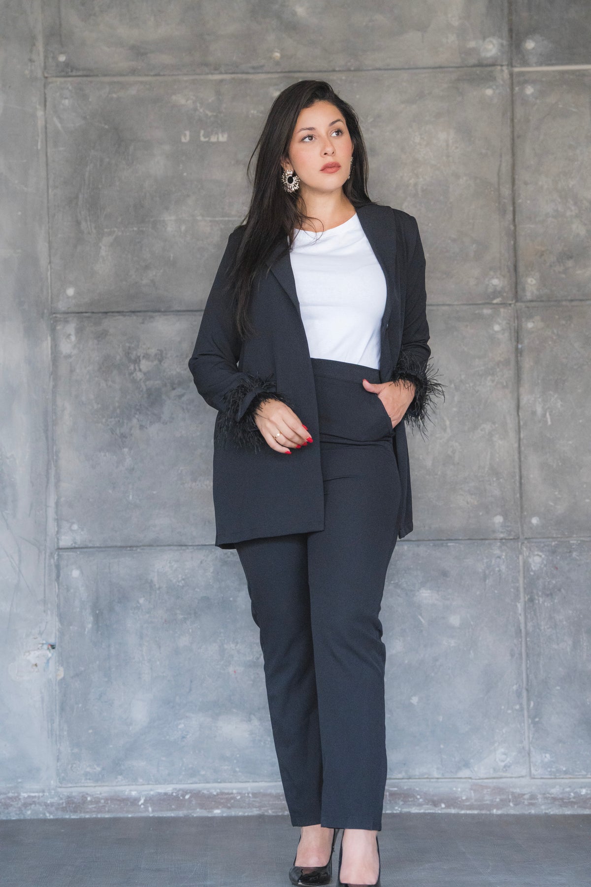 Black Feather-Trimmed Blazer & Pants 2-Piece Set
