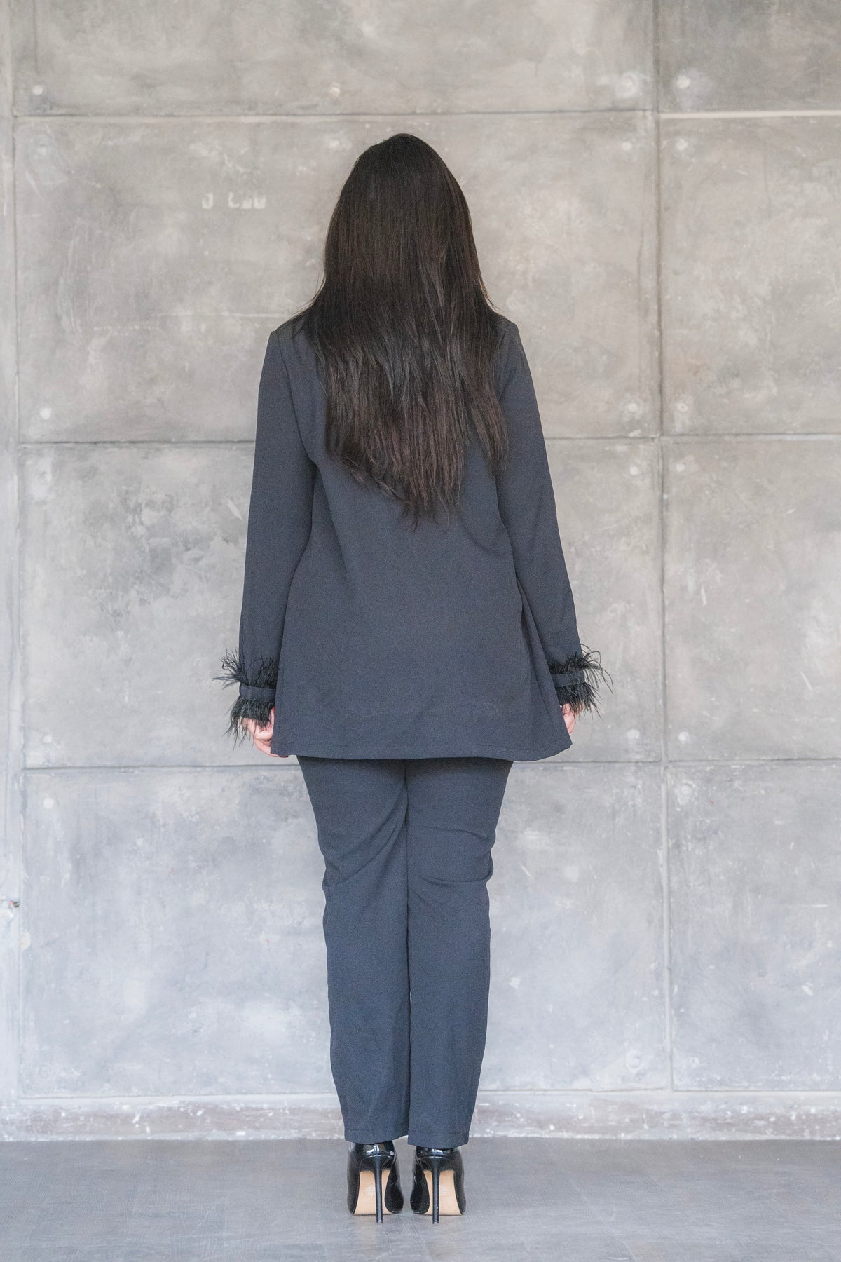 Black Feather-Trimmed Blazer & Pants 2-Piece Set