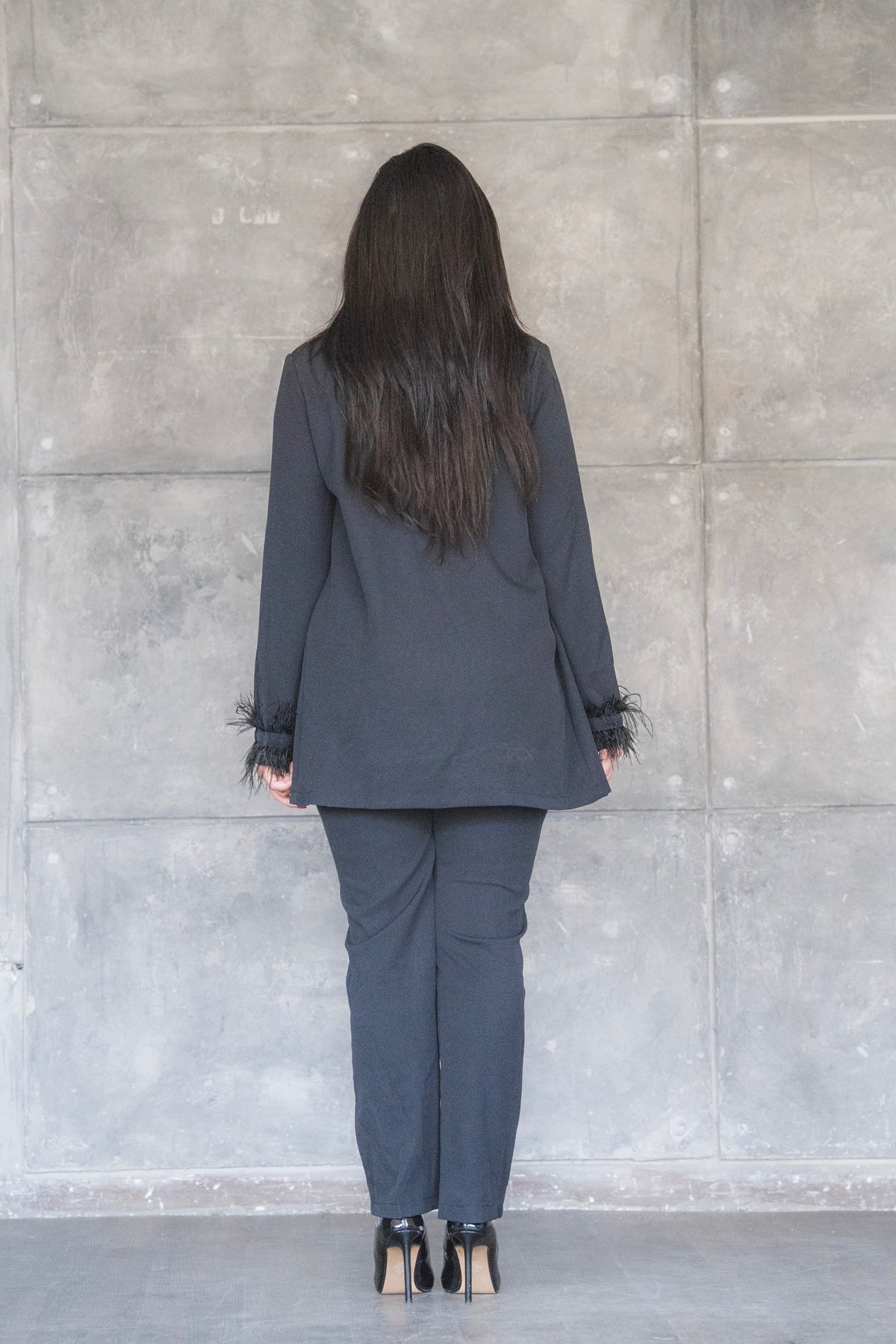 Black Feather-Trimmed Blazer & Pants 2-Piece Set