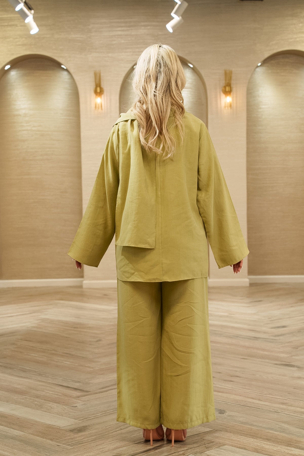 My City Chic Flowing Cape 2-Piece Pants Set