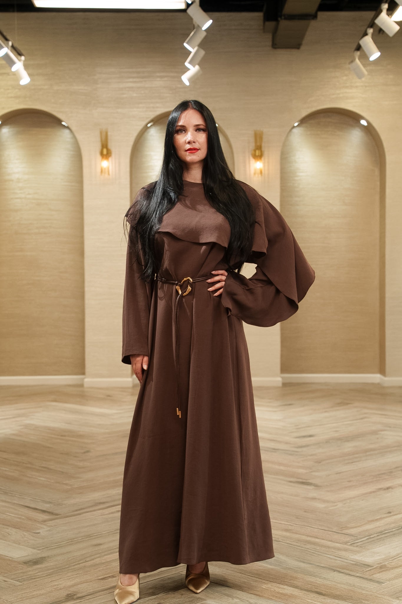 Cape Sleeve Tie-Waist Maxi Dress S/M / Brown
