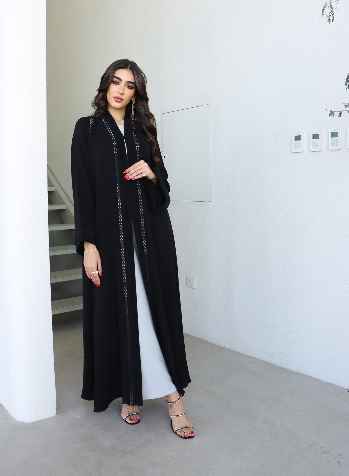 Zeus Black Abaya