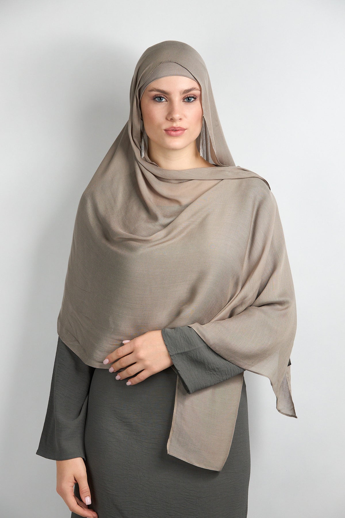 Modal Hijab With Matching Undercap Shade Grown