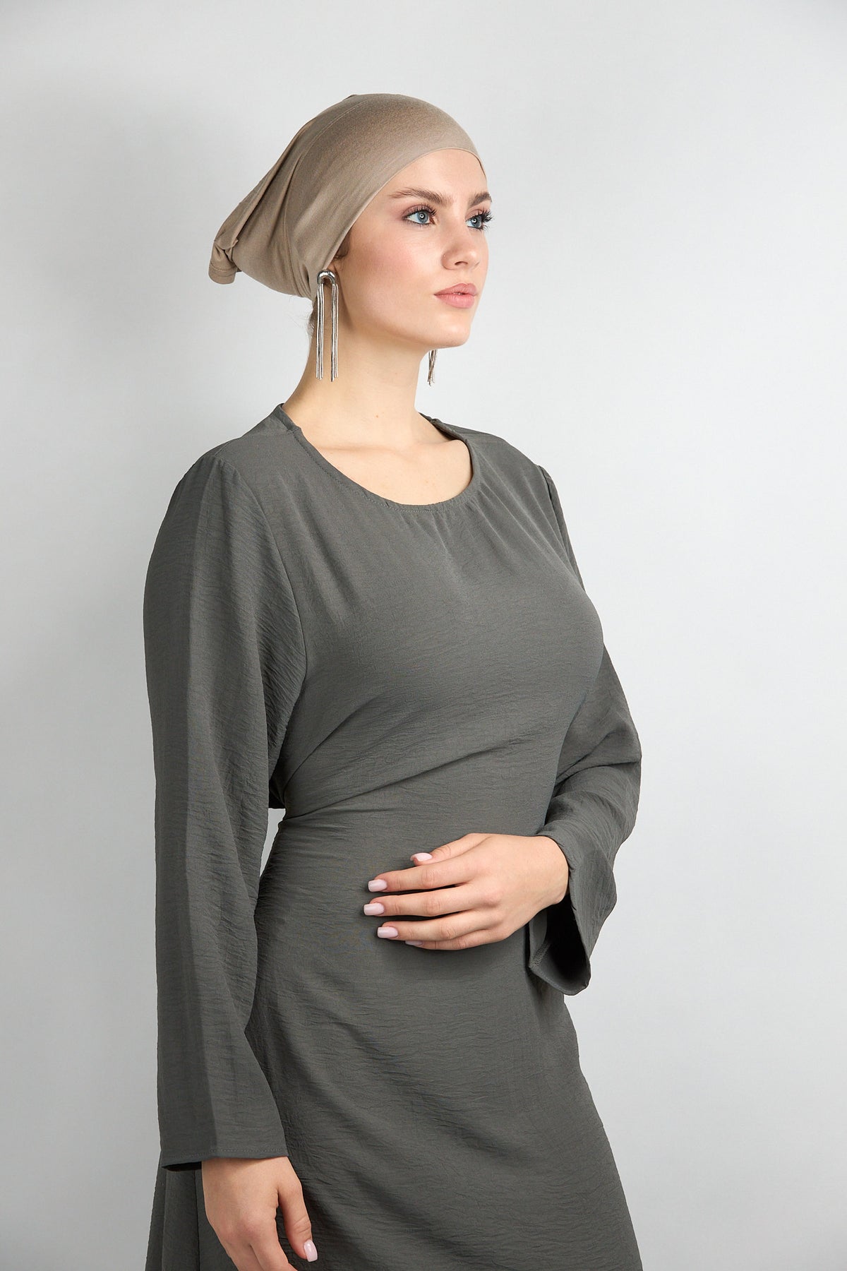 Modal Hijab with Matching Undercap Artichoke