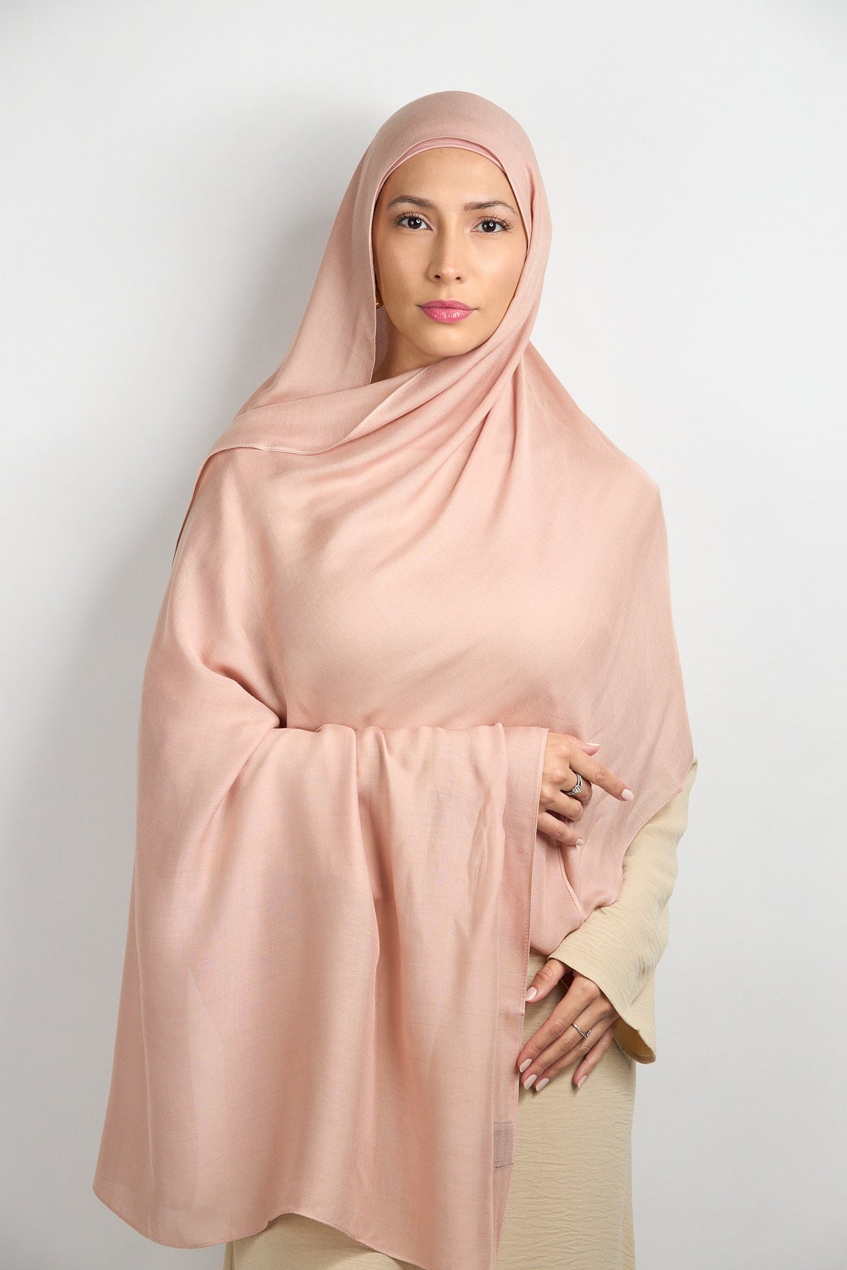 Modal Hijab with Matching Undercap Pink