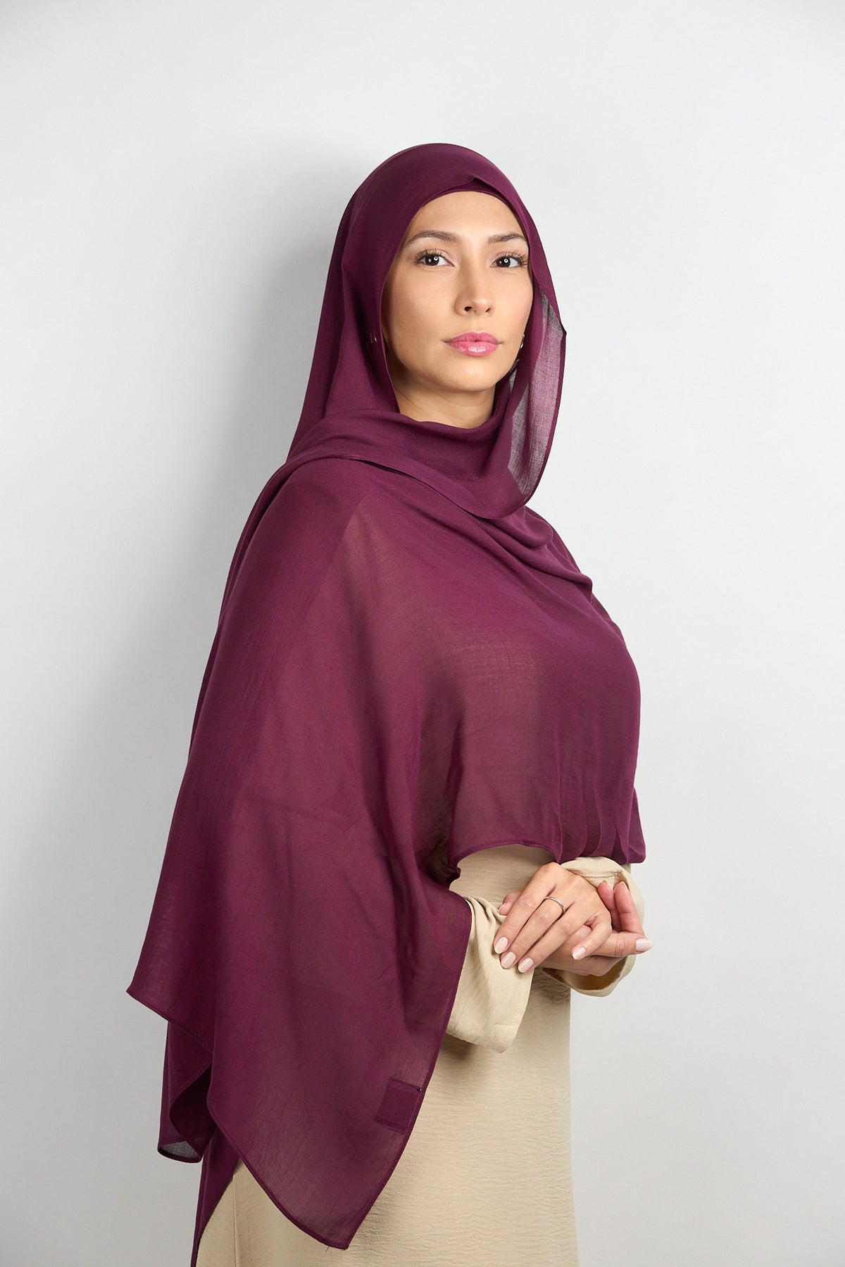 Modal Hijab with Matching Undercap Eggplant