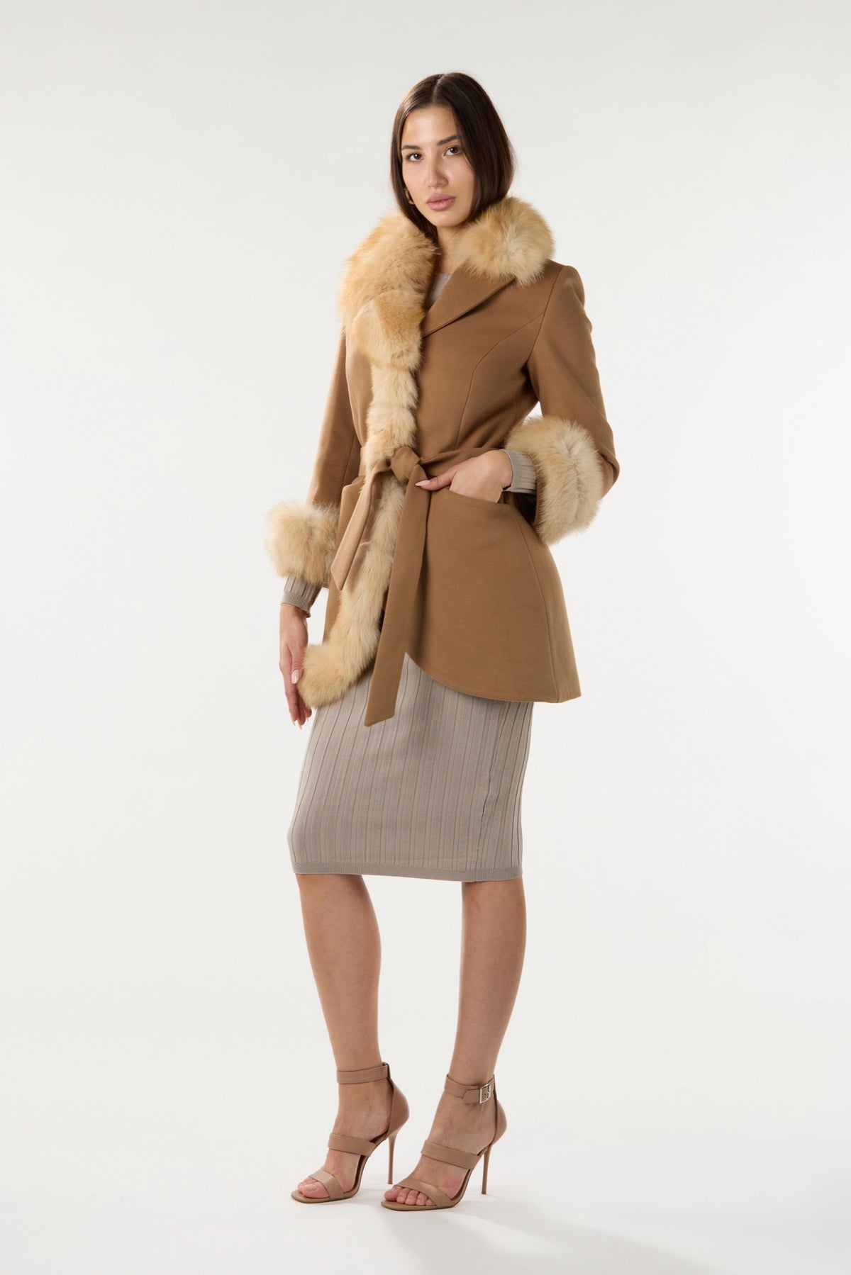 Short Camel Real Authentic Fox Fur Coat