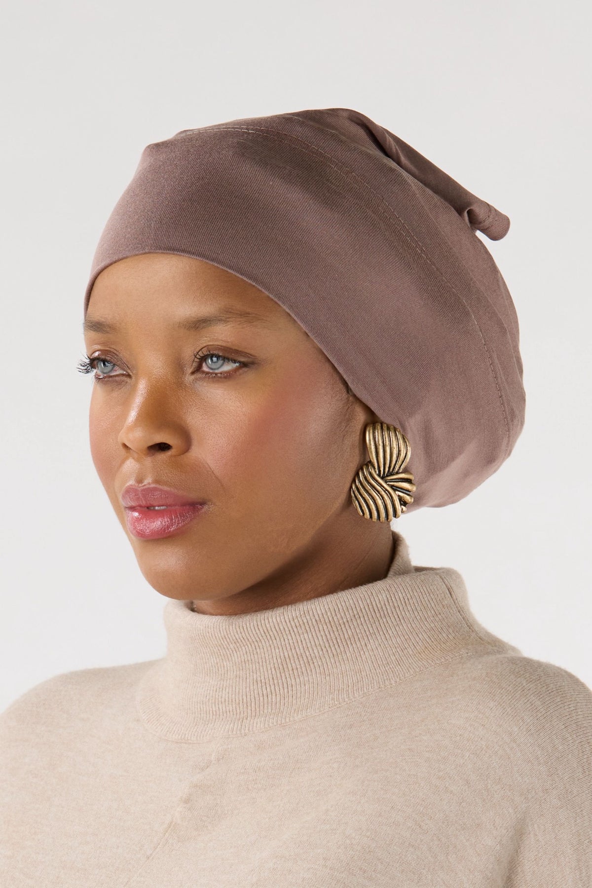 Dark Saddale Modal Hijab With Undercap