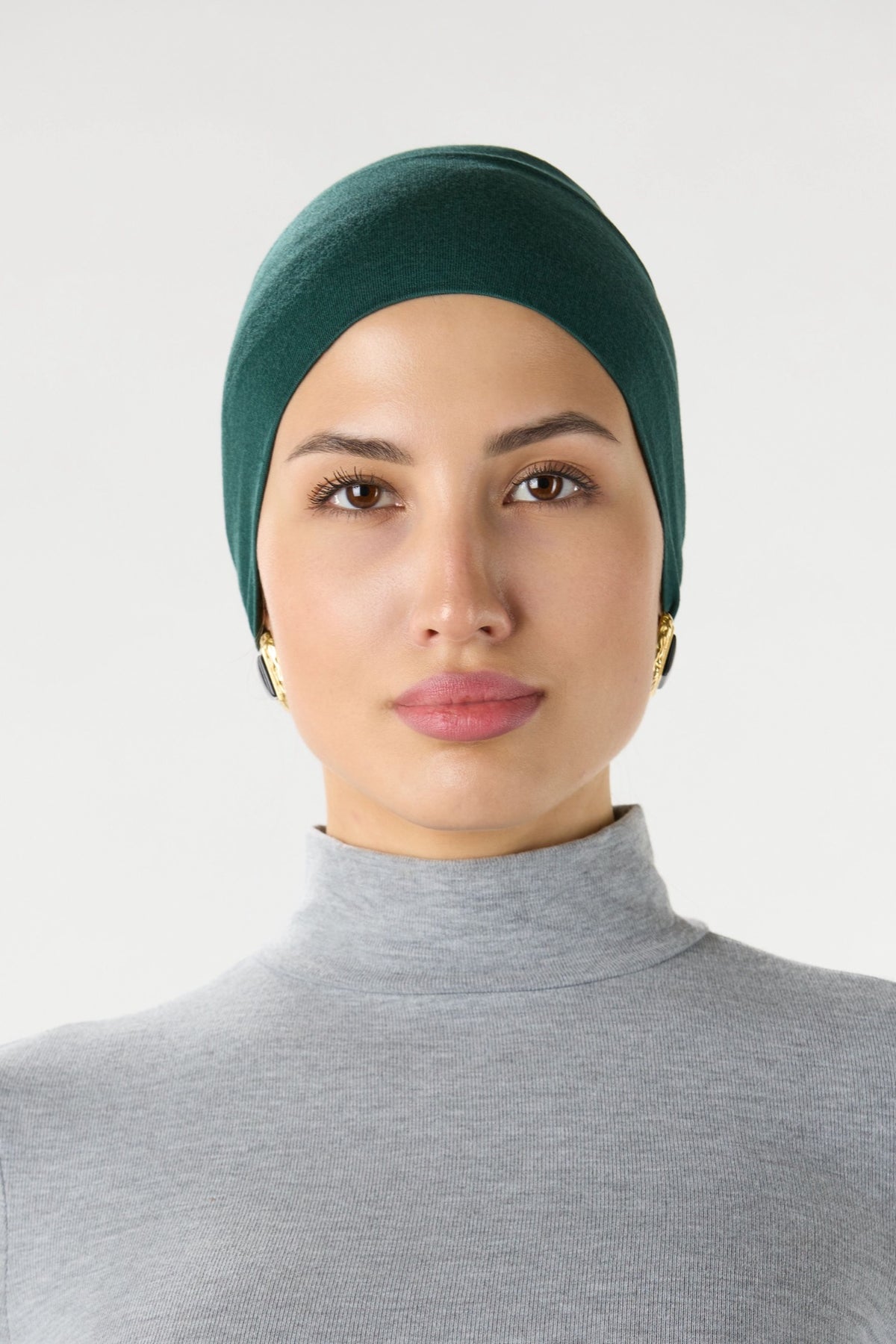 Modal Hijab With Matching Undercap Pine Green