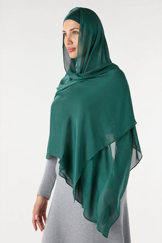 Modal Hijab With Matching Undercap Pine Green