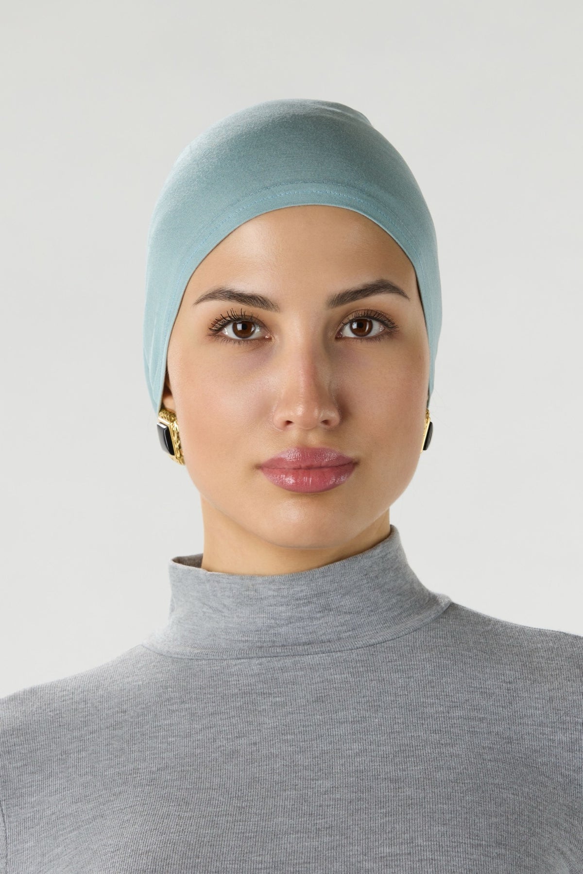 Modal Hijab With Matching Undercap Aqua