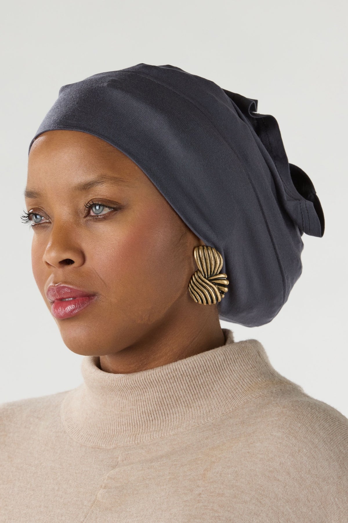 Modal Hijab With Matching Undercap Onyx Gray