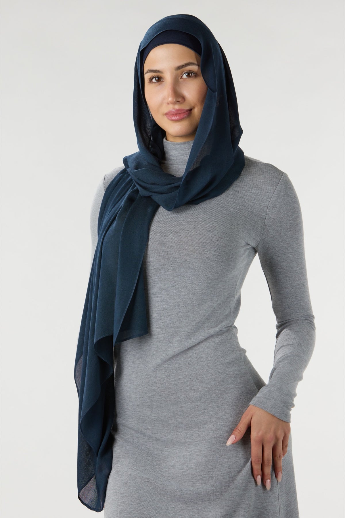Modal Hijab With Matching Undercap Dark Navy
