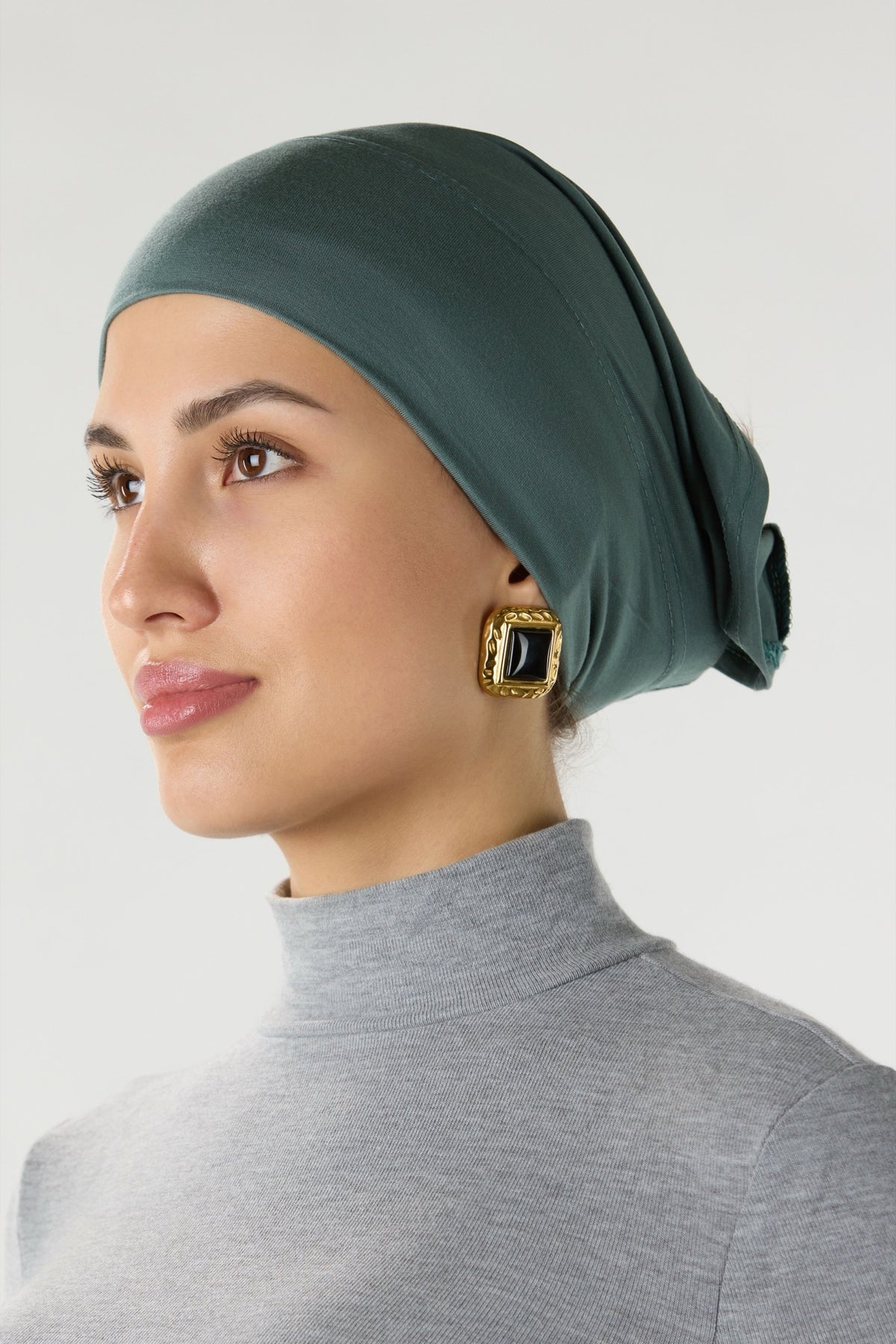 Modal Hijab with Matching Undercap Billiard Green