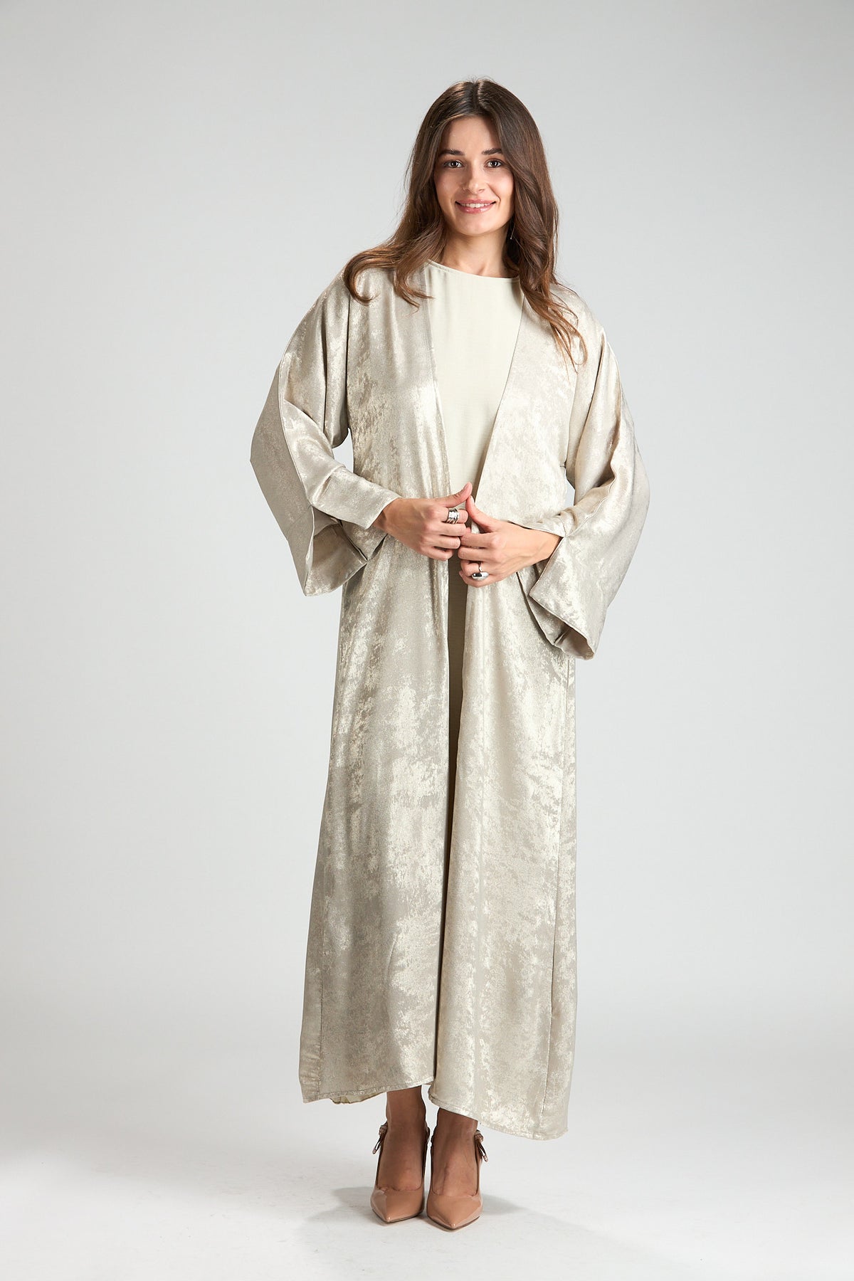 Champagne Éclat Metallic 3-Piece Open Abaya with Inner Dress