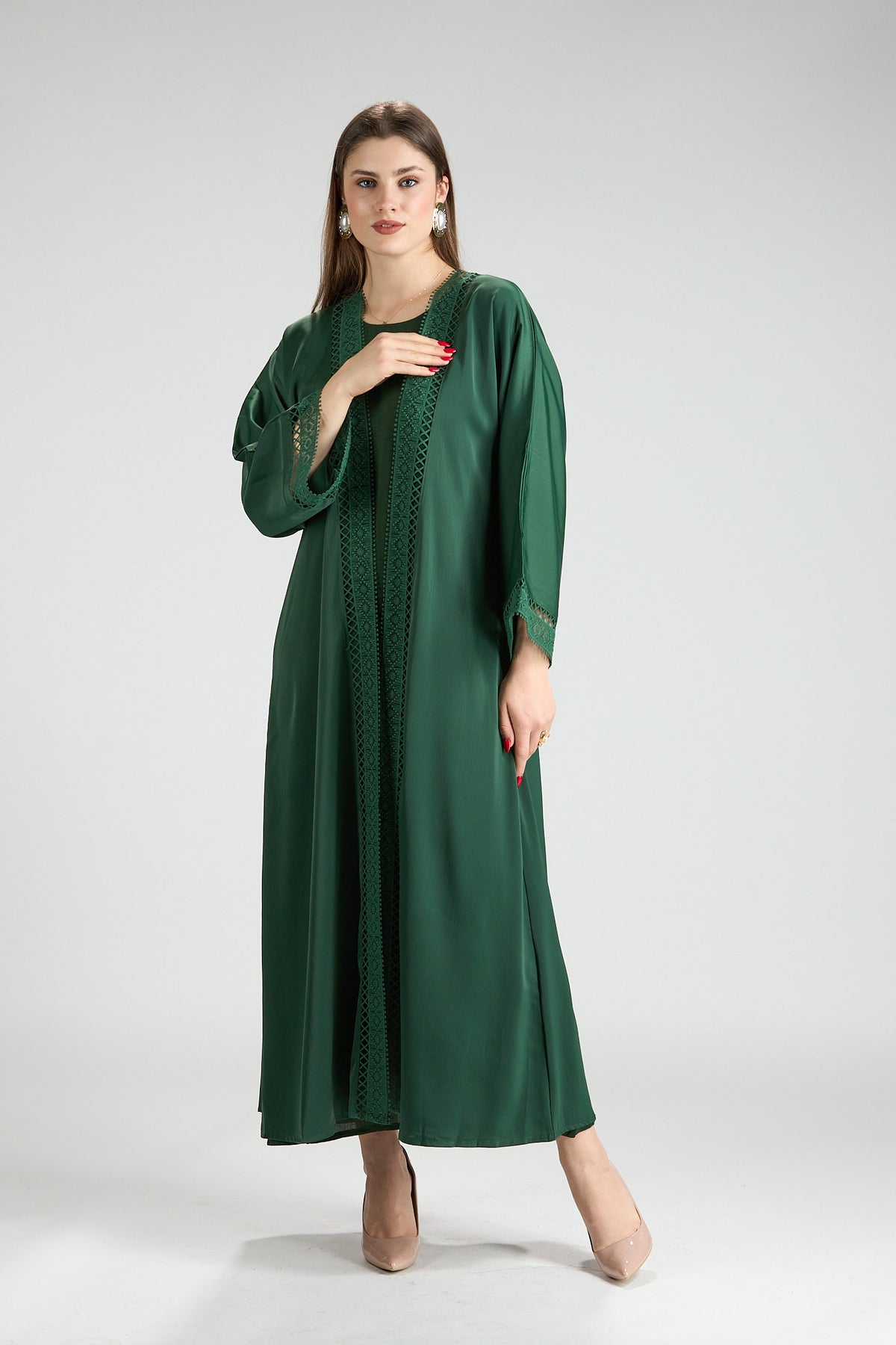 Renad Emerald Green Embroidered 3-Piece Abaya