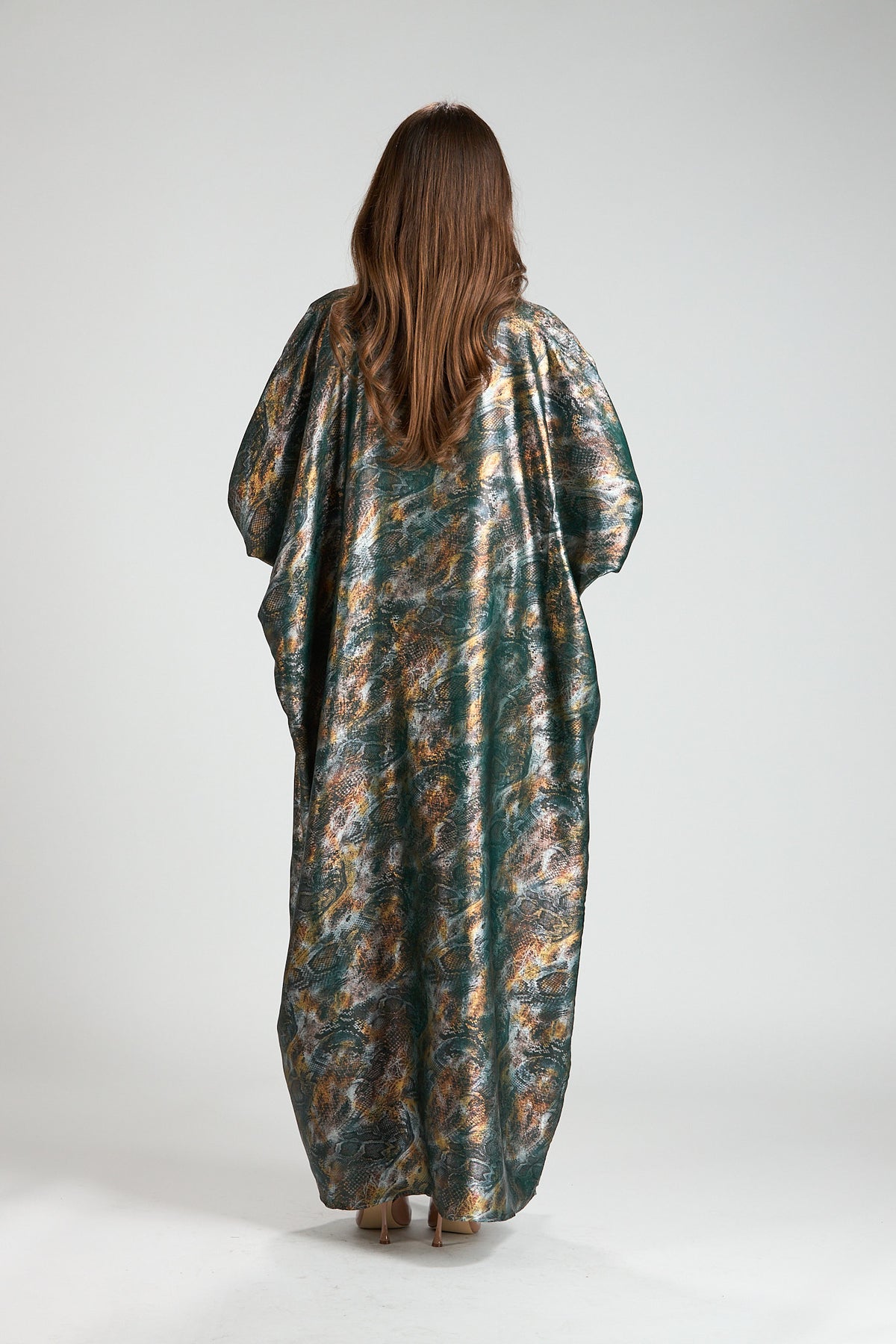Emerald Mirage Abstract Metallic 3-Piece Open Abaya with Inner Dress