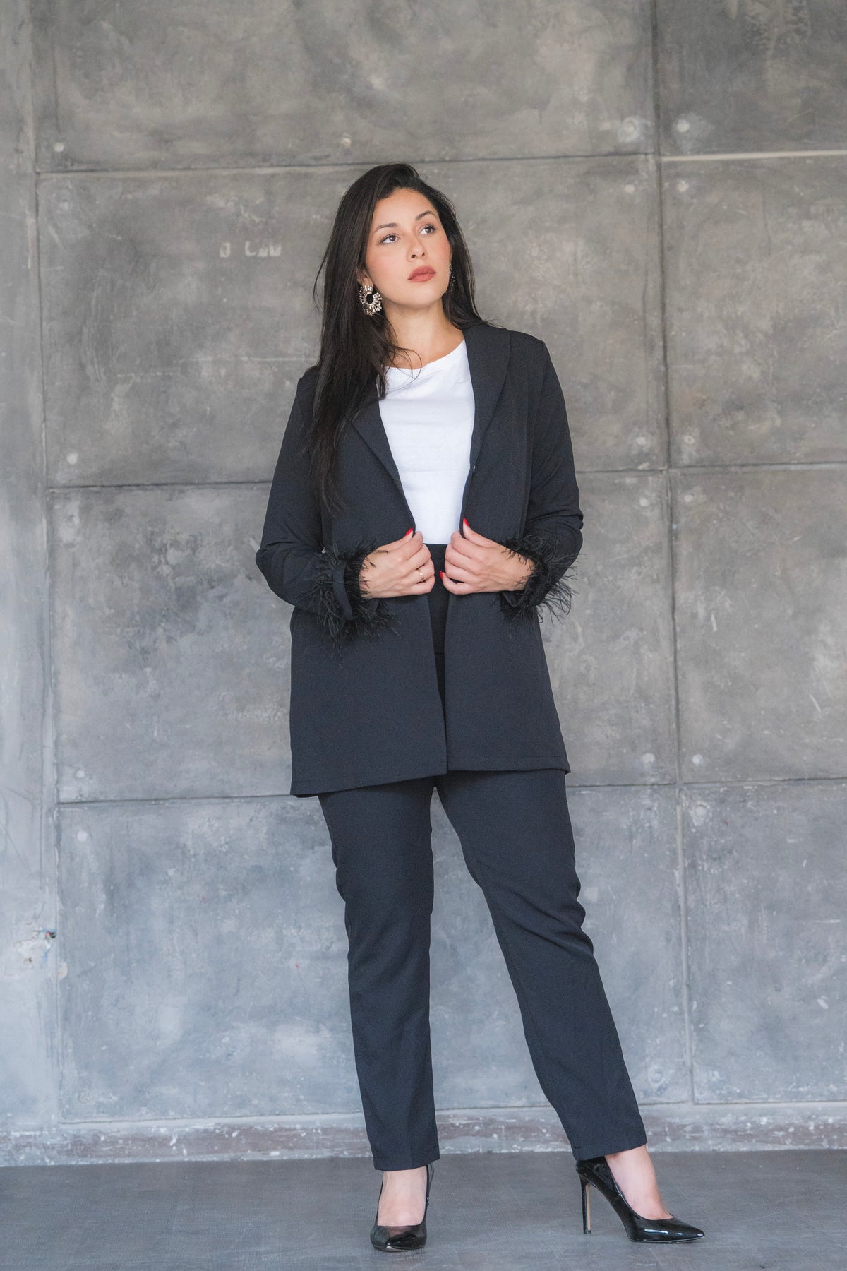 Black Feather-Trimmed Blazer &amp; Pants 2-Piece Set