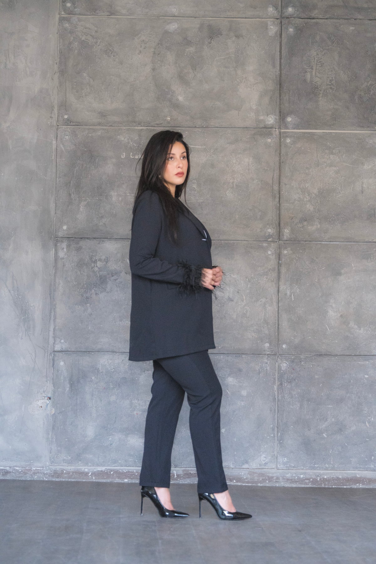 Black Feather-Trimmed Blazer &amp; Pants 2-Piece Set