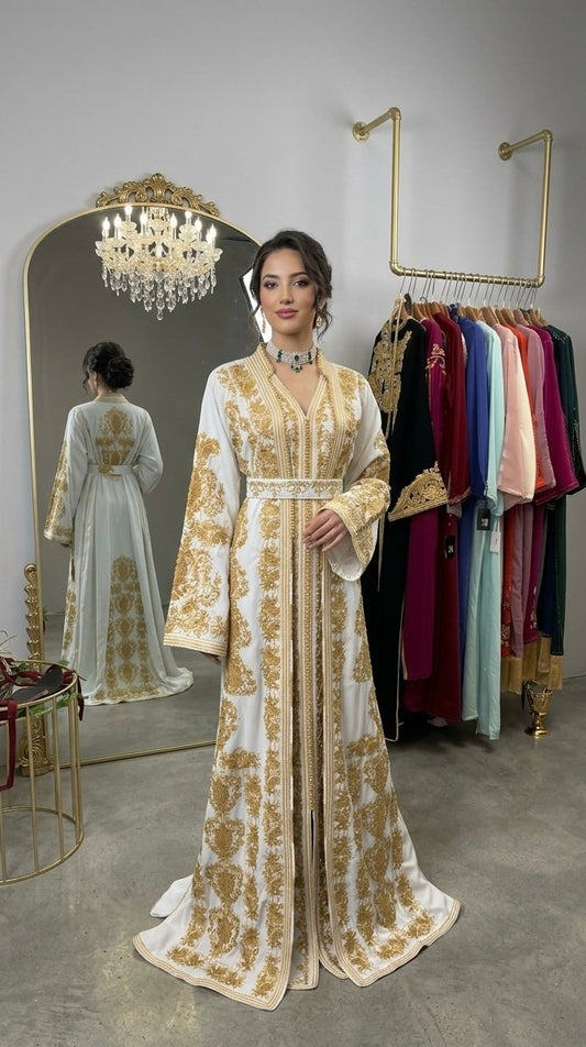 The Luxury Ivory Bridal Takshita