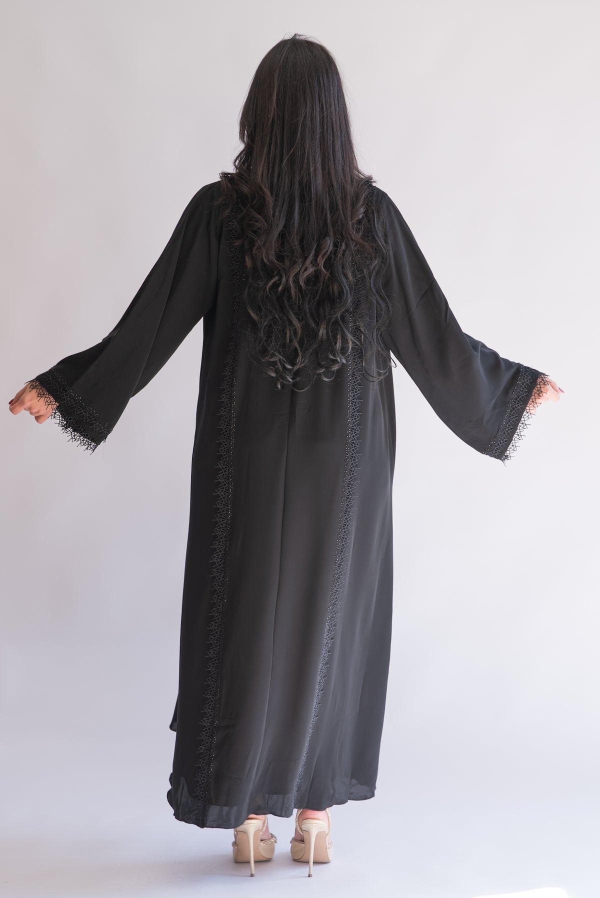 Gessy Black Nida Abaya with Lace Trim and Sheila