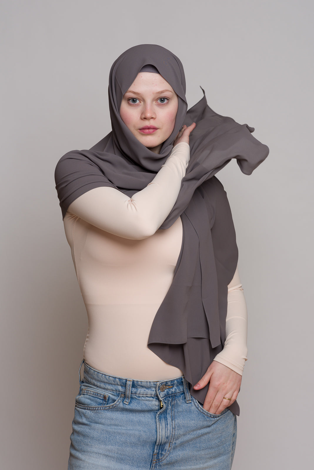 SMOKY QUARTZ DIAMOND CHIFFON HIJAB W/ MATCHING UNDERCAP