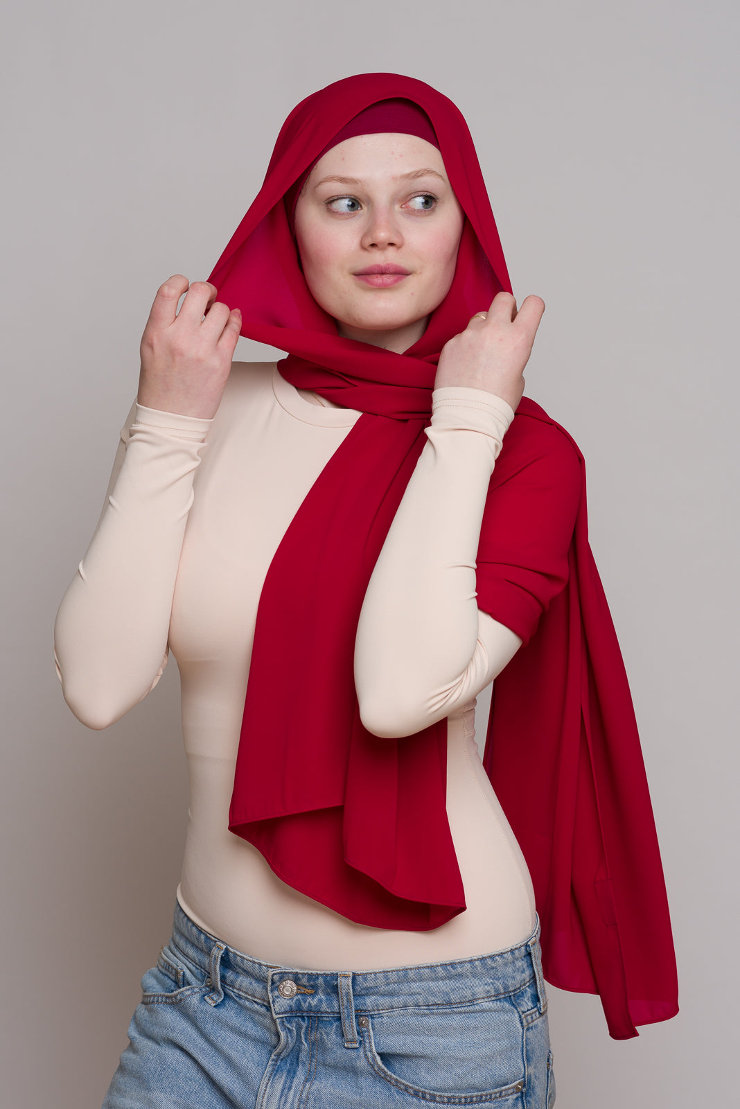 OXBLOOD DIAMOND CHIFFON HIJAB W/ MATCHING UNDERCAP