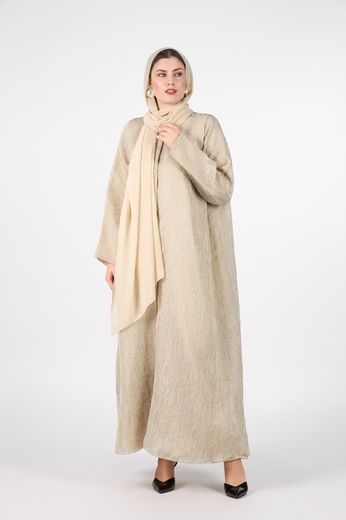 Pearl Essence Golden Veil Textured 3-Piece Abaya
