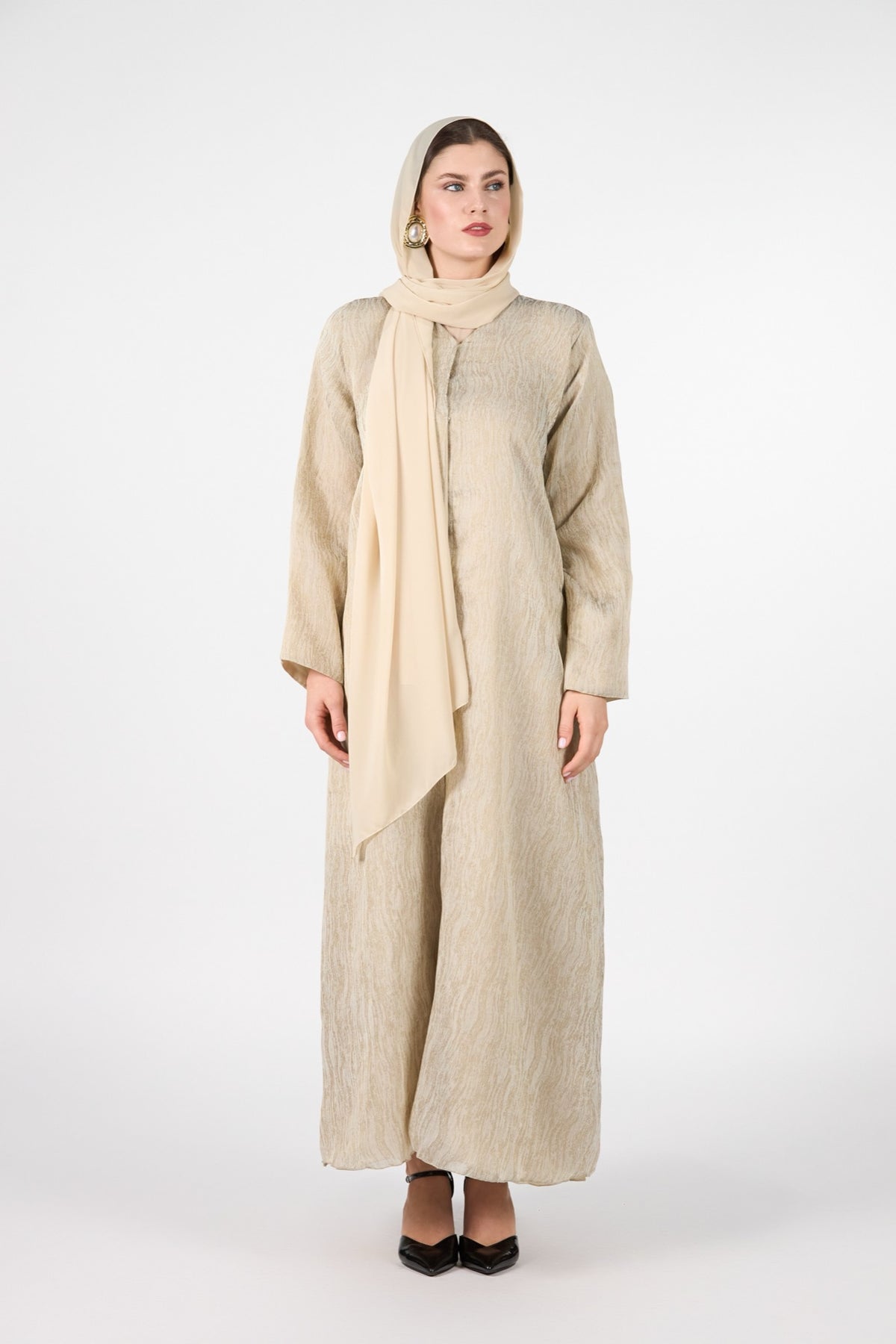 Pearl Essence Golden Veil Textured 3-Piece Abaya
