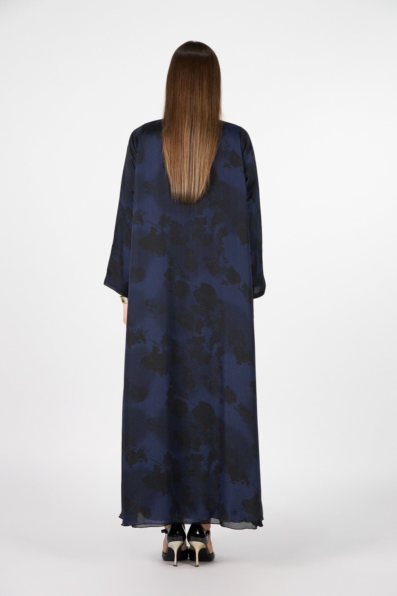 Menatique | Noir Bloom | Midnight Mist | Luxury Textured Abaya