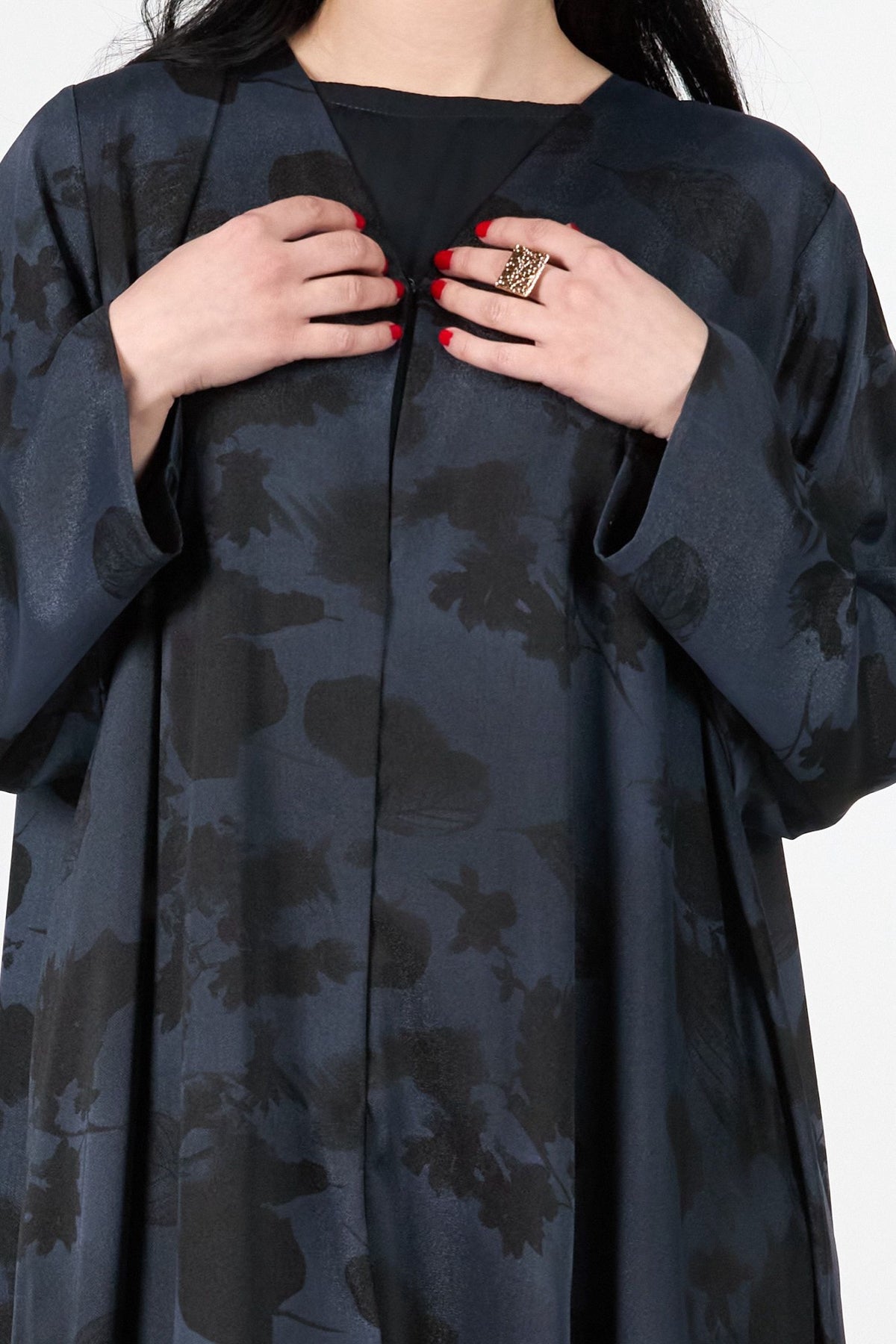 Noir Bloom Midnight Bloom Floral Textured 3-Piece Abaya