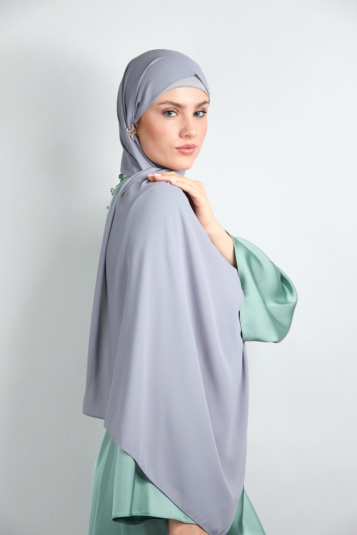 Diamond Chiffon Hijab with Matching Undercap Gray 
