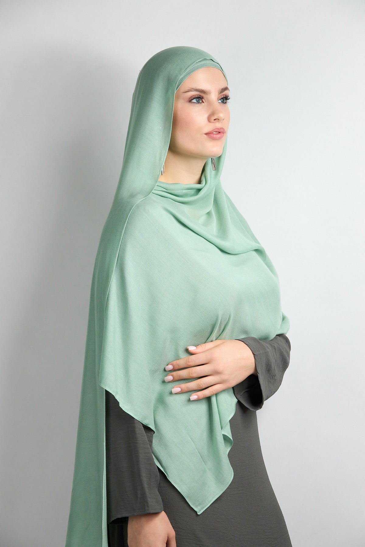 Modal Hijab with Matching Undercap Matcha 