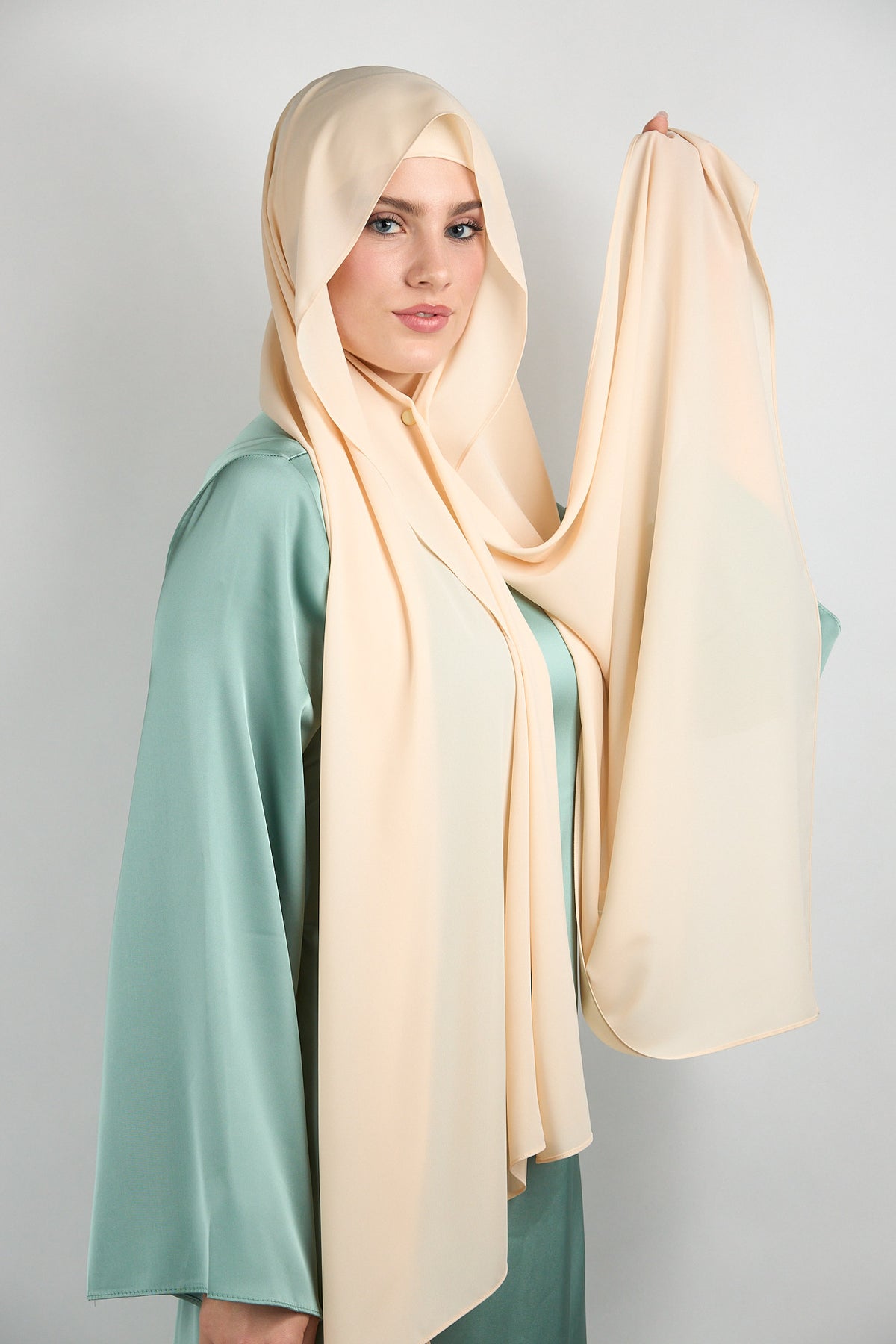 Diamond Chiffon Hijab with Matching Undercap Bone Beige 1 