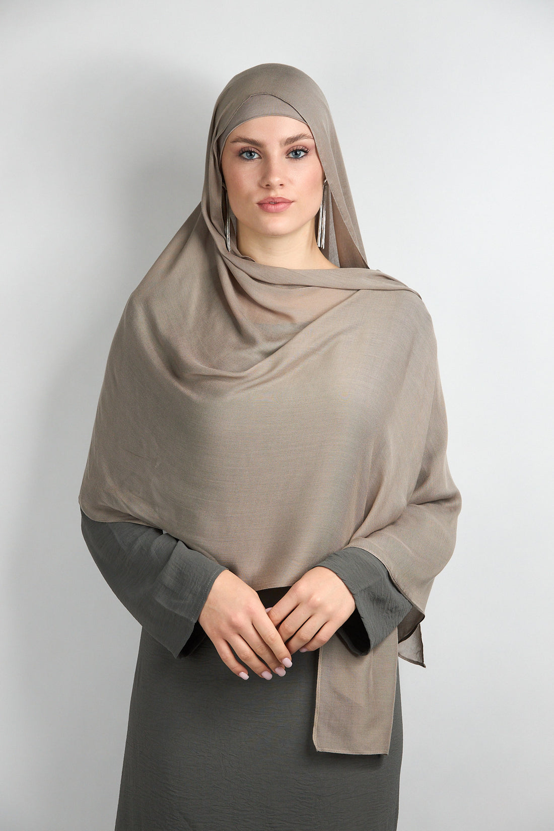 Modal Hijab With Matching Undercap Shade Grown 