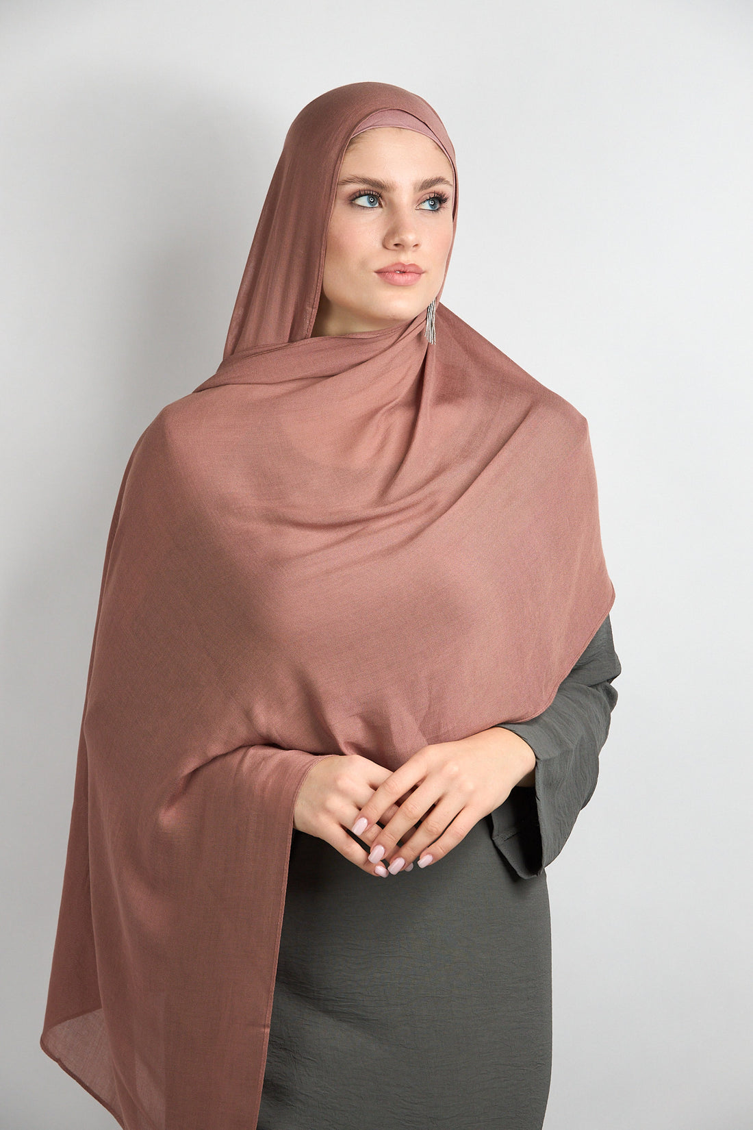 Modal Hijab With Matching Undercap Brownish Kaki 