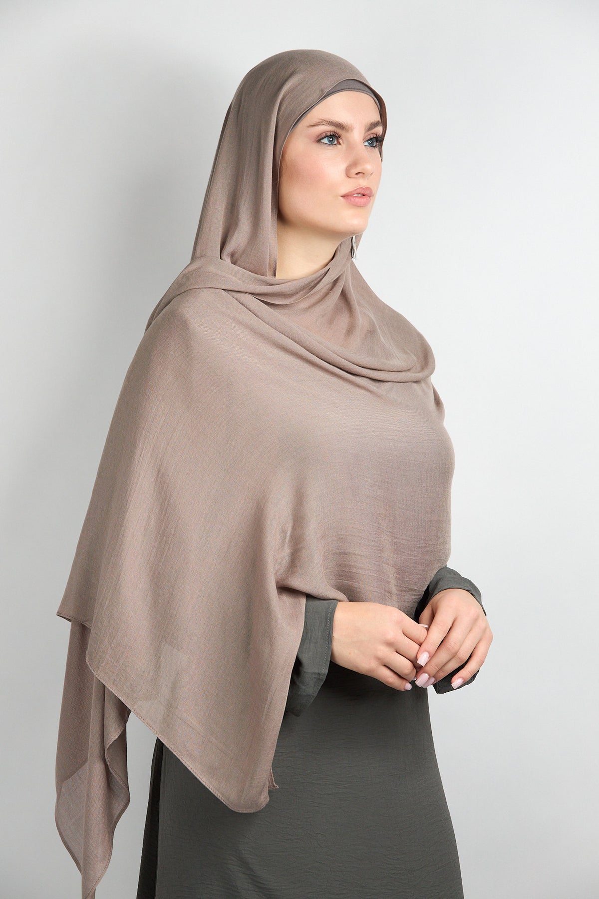 Modal Hijab with Matching Undercap Sharwood 