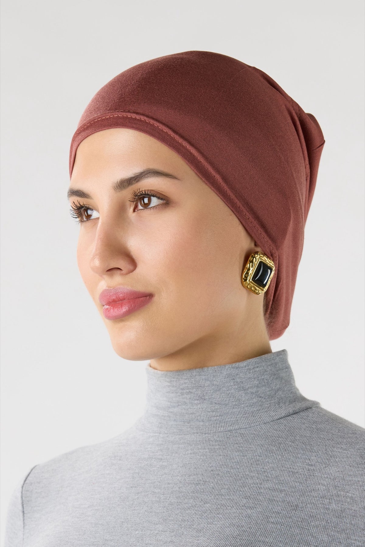 Modal Hijab With Matching Undercap Mahogany 