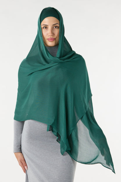 Modal Hijab With Matching Undercap Pine Green 