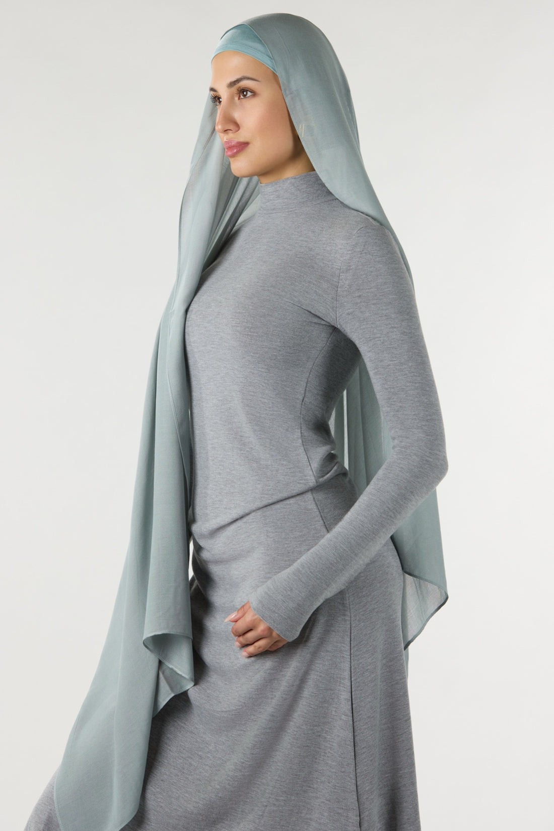 Modal Hijab With Matching Undercap Aqua 