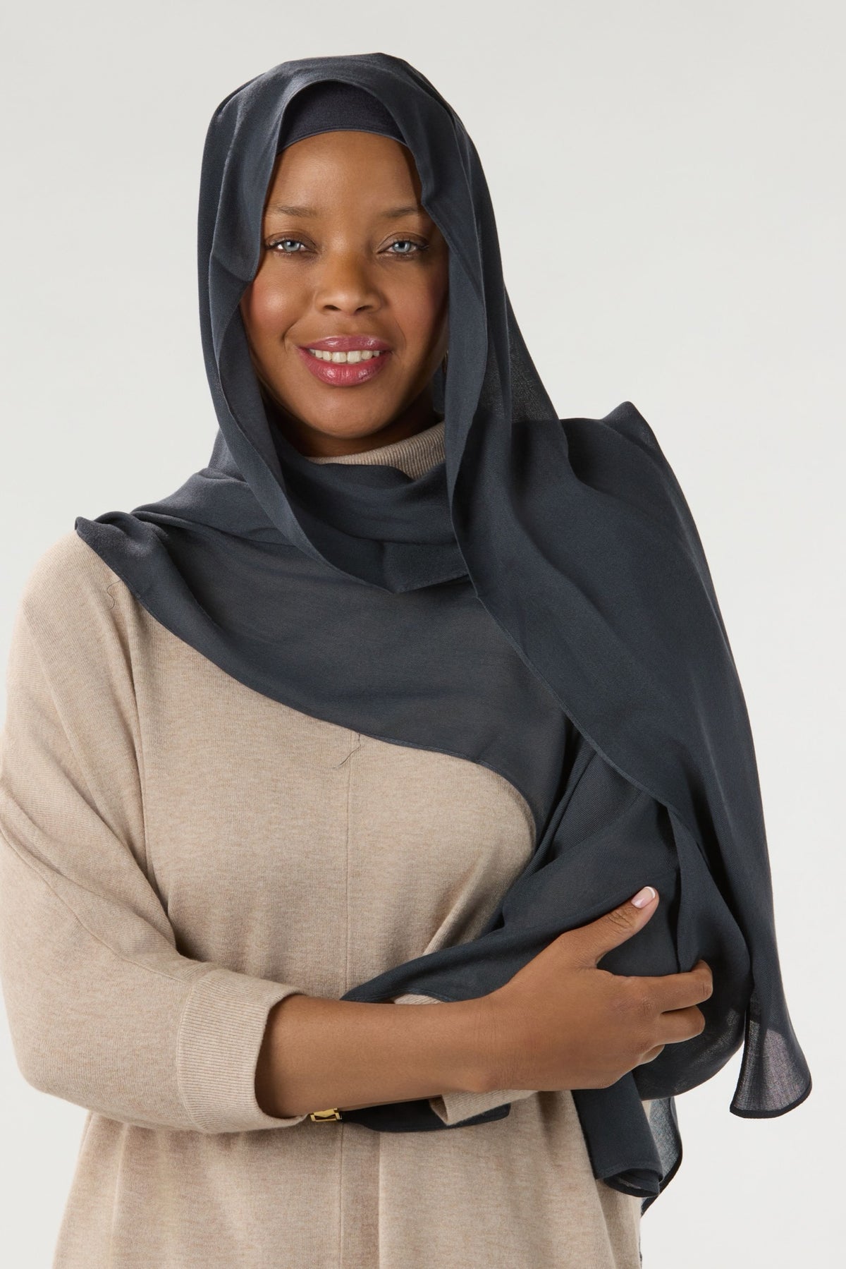 Modal Hijab With Matching Undercap Onyx Gray 