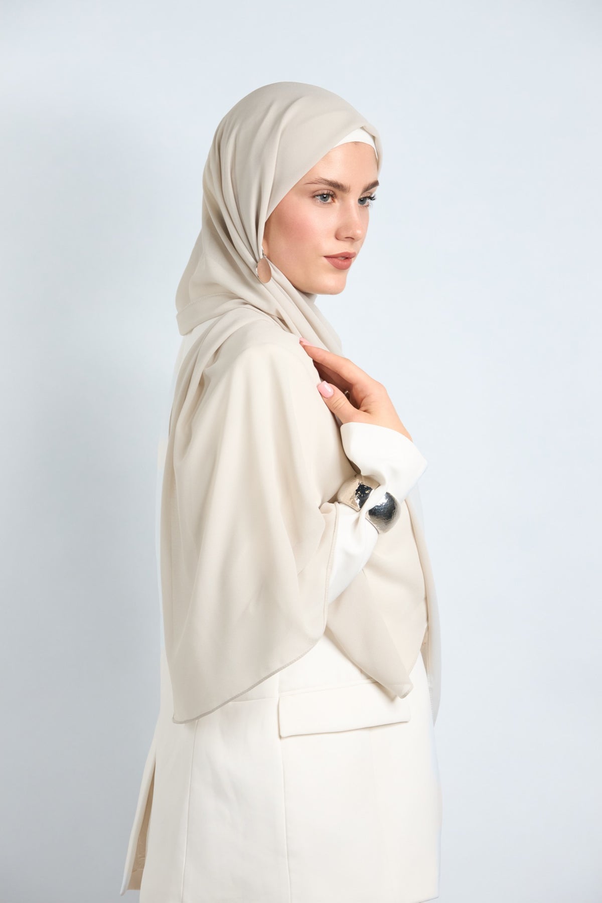 Premium Chiffon Hijab Abalone Gray 