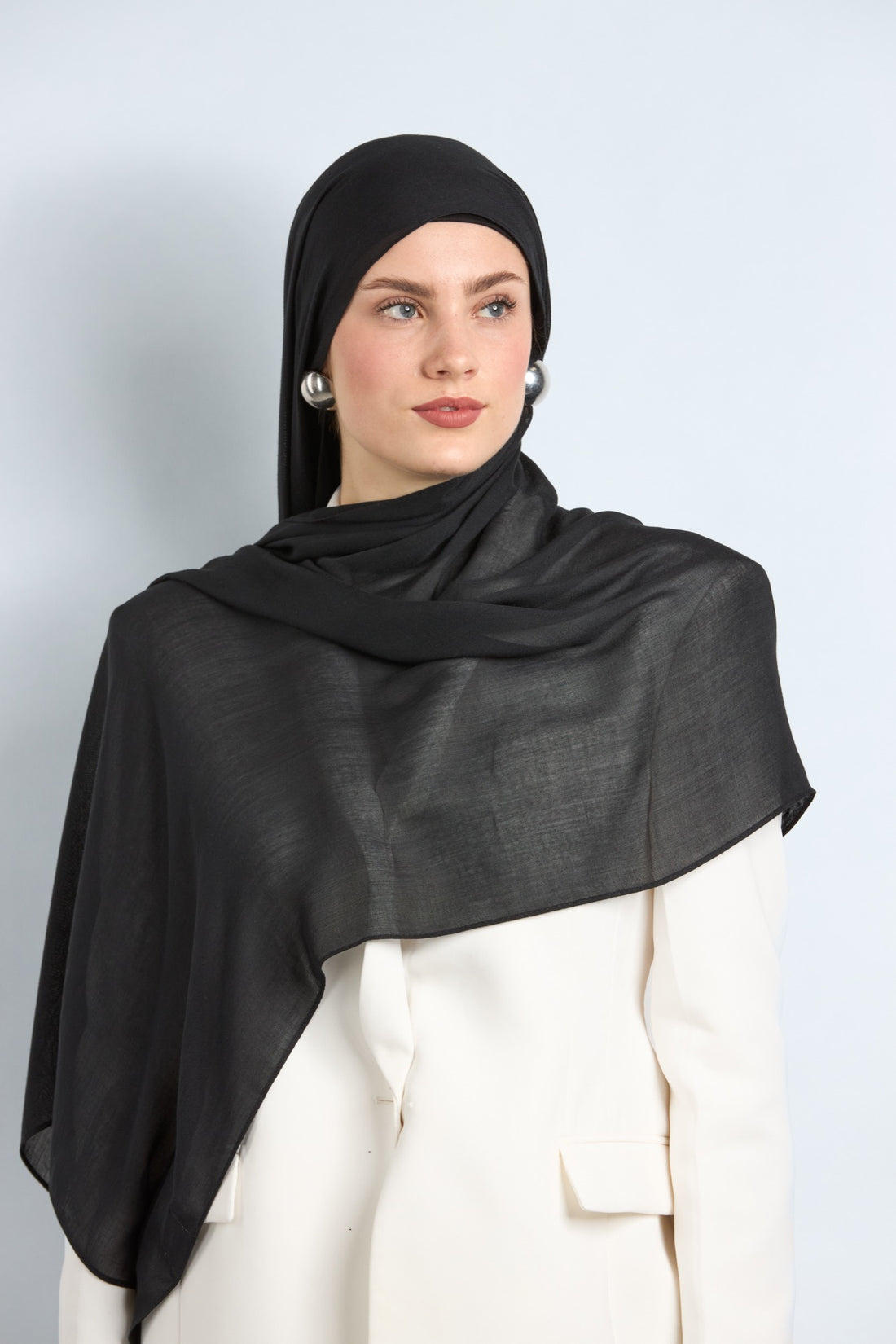 Modal Hijab With Matching Undercap Black 