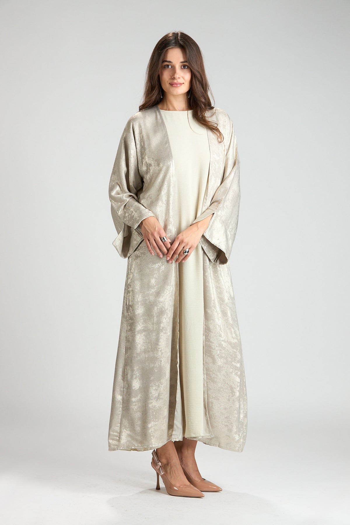 Champagne Éclat Metallic 3-Piece Open Abaya with Inner Dress