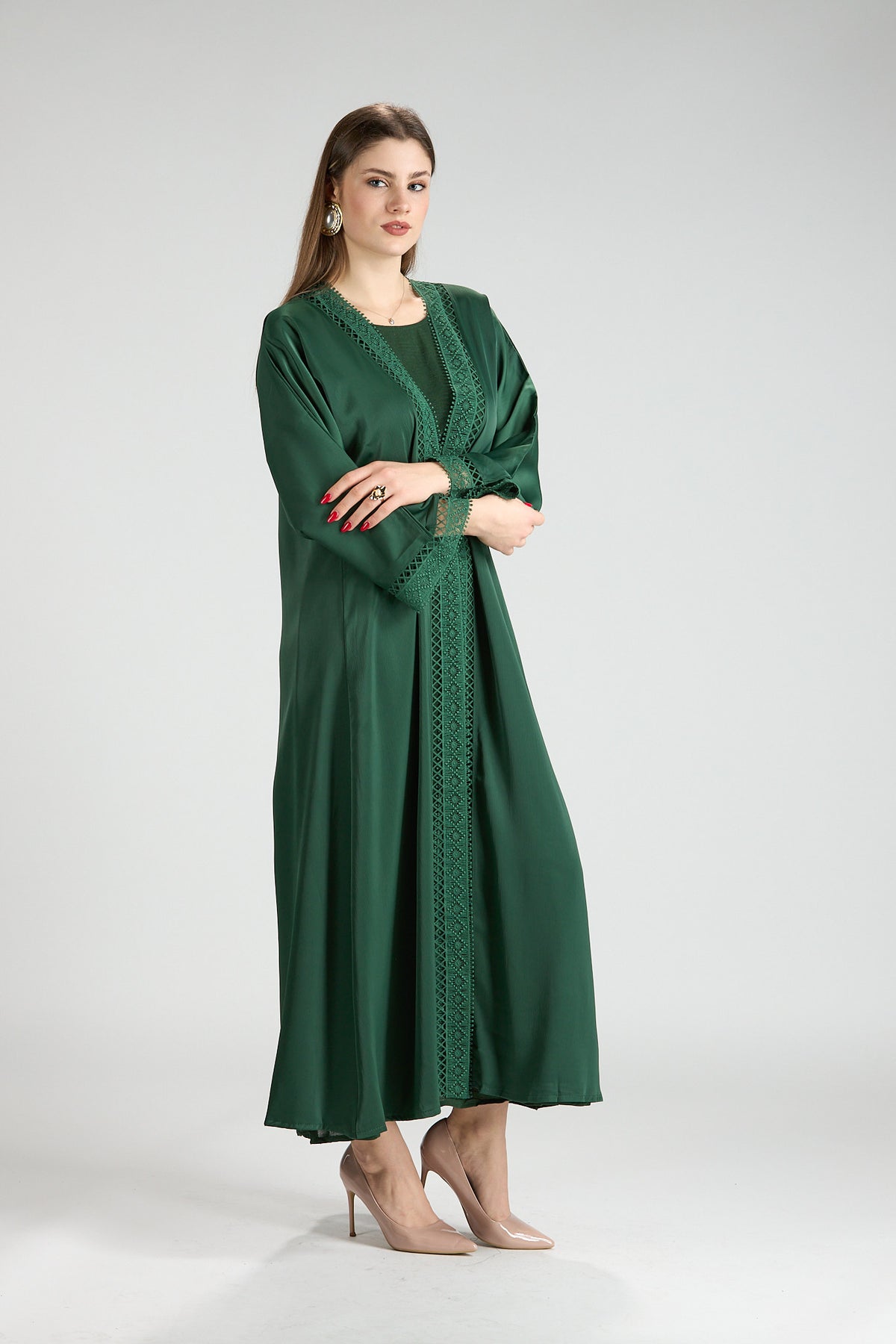 Renad Emerald Green Embroidered 3-Piece Abaya