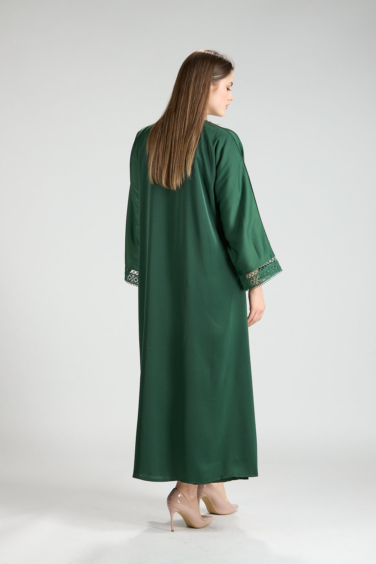 Renad Emerald Green Embroidered 3-Piece Abaya