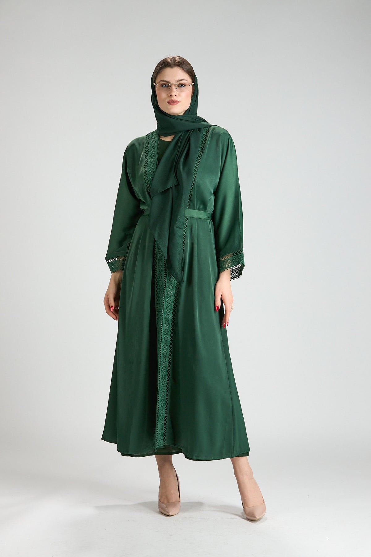 Renad Emerald Green Embroidered 3-Piece Abaya