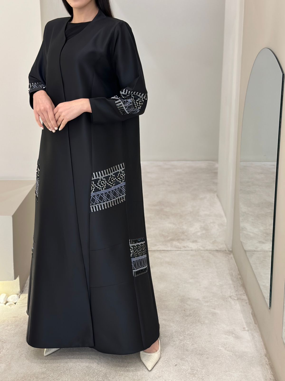 Onyx Black Abaya